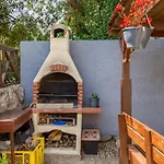 Appartement In Rab With Wifi Banjol