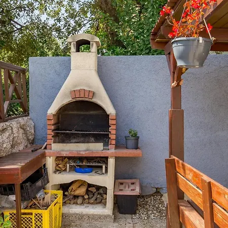 Apartamento In Rab With Wifi Banjol