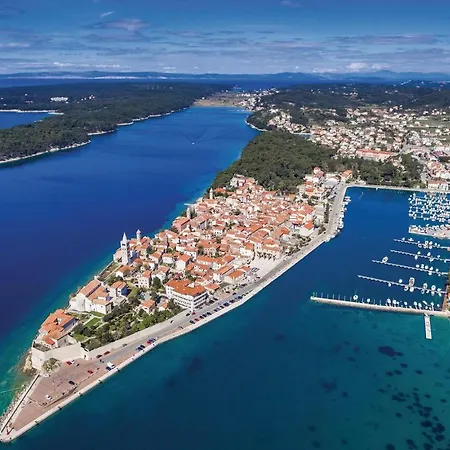 Apartment In Rab With Wifi